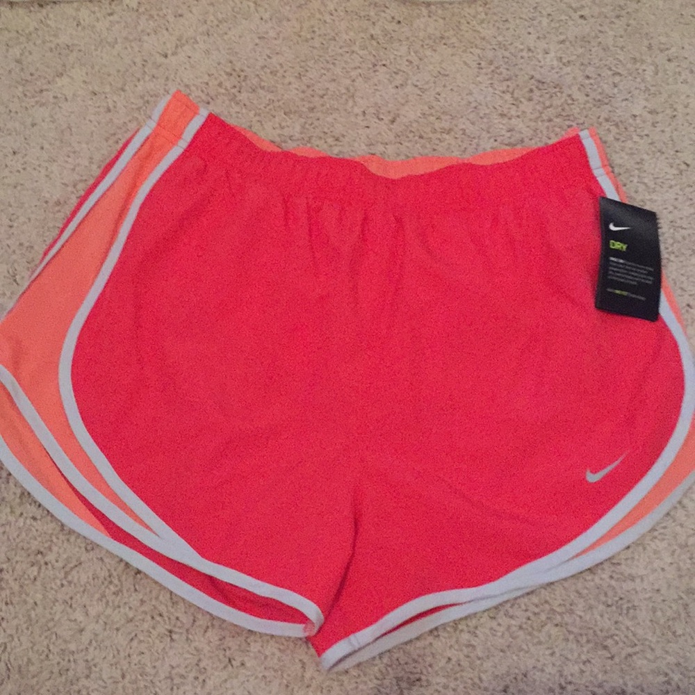 Nike tempo running shorts (norts)